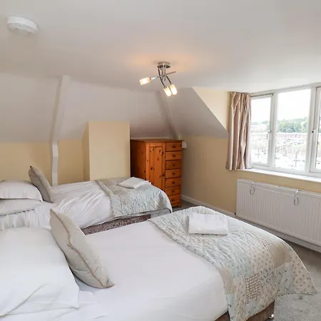 River Forge Nyaraló Whitby